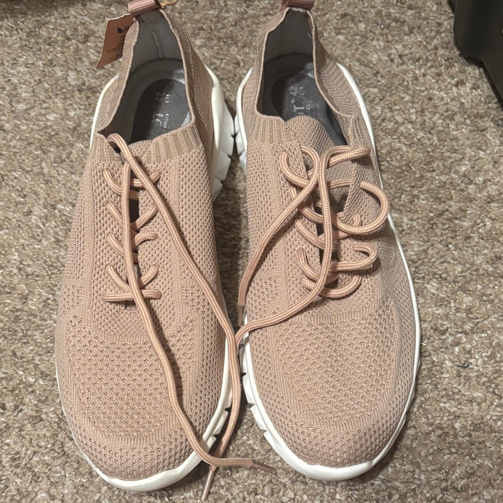 Naot Sneakers